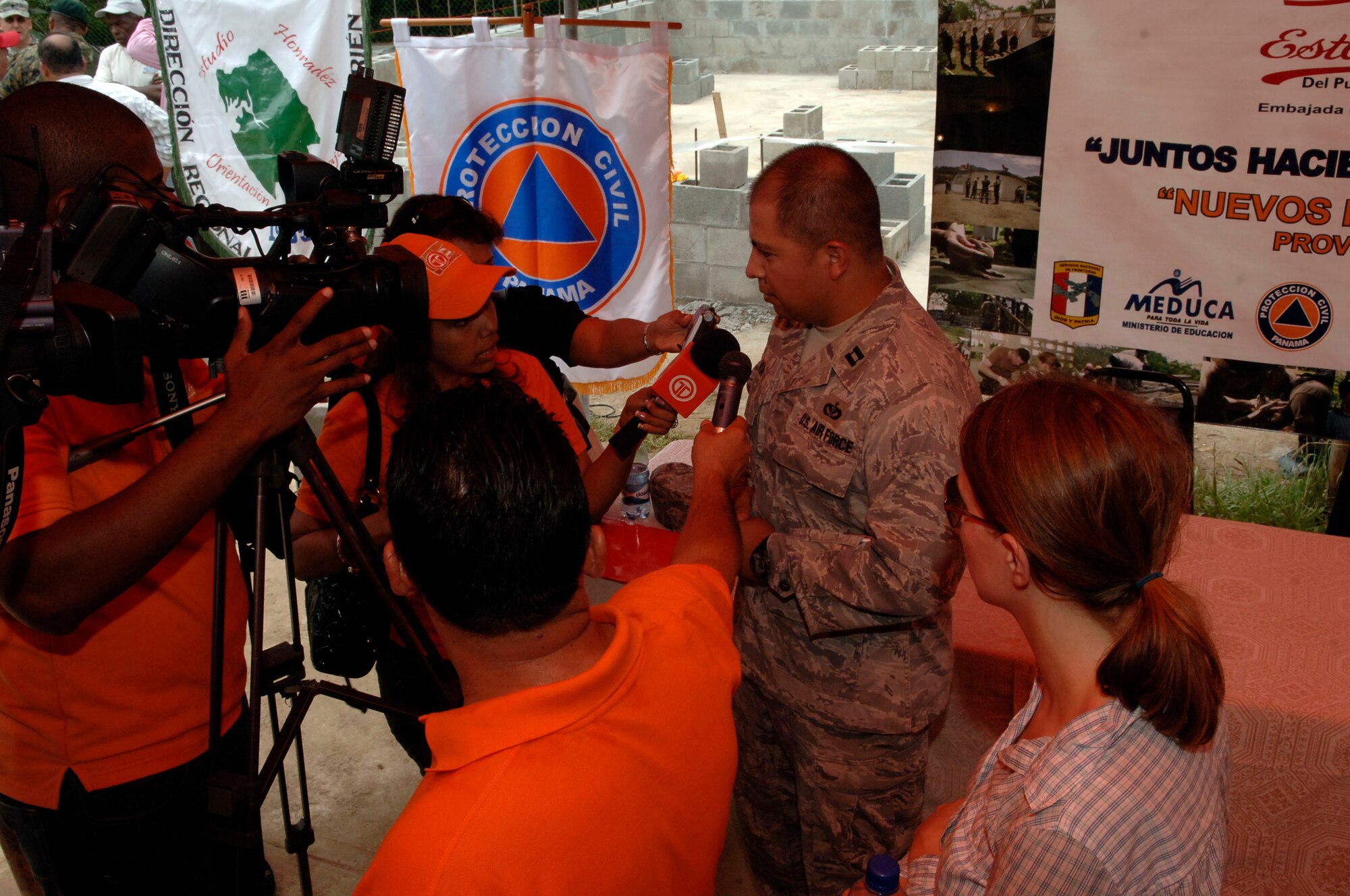 Capt. Hugo Via, engineer planner at 12th Air Force (Air Forces Southern), discusses the construction projects taking place over the next 90 days after the New Horizons Panama 2010 opening ceremony June 29 at Santa Librada Elementary School. (U.S. Air Force photo/Tech. Sgt Eric Petosky)