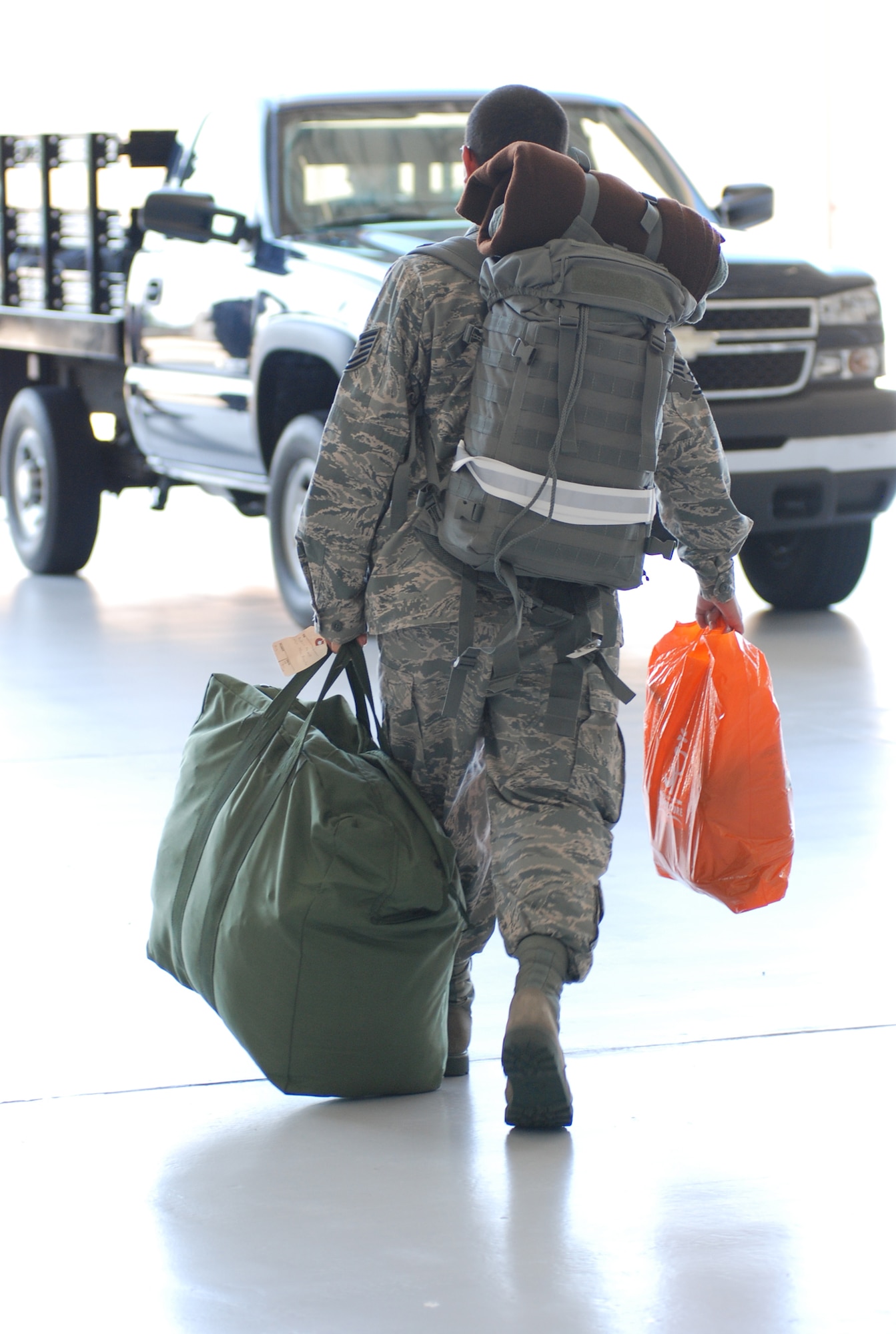 459th Air Refueling Wing Airmen return to a warm welcome here June 30 after serving on an extended deployment to Guam. Additional KC-135R Stratotankers carrying wing servicemembers are also scheduled to return. (U.S. Air Force photo/Staff Sgt. Steve Lewis)
