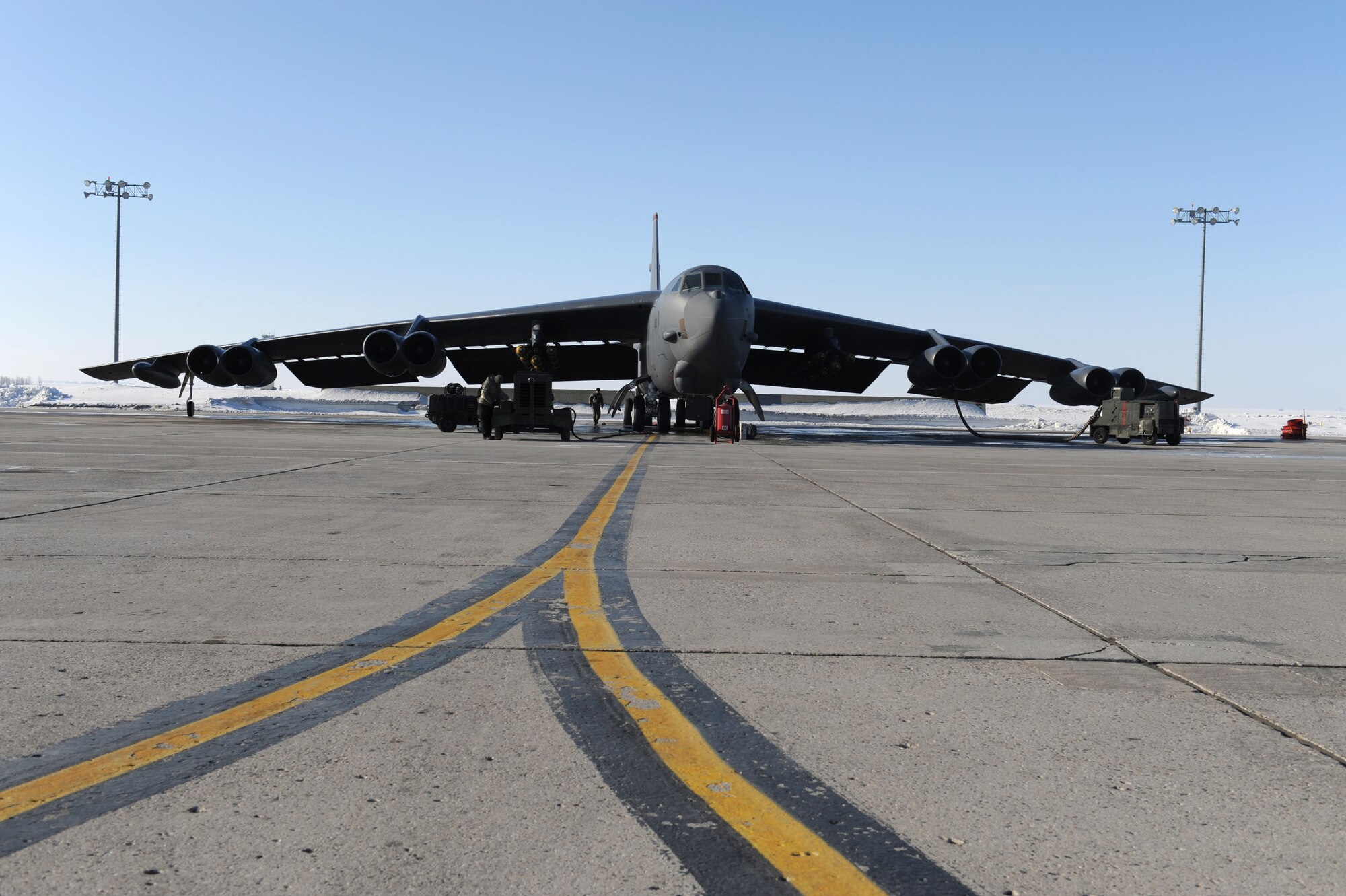 MINOT AIR FORCE BASE, N.D. - Aircrew members from the 69th Bomb Squadron and
maintainers from the 5th Maintenance Group, perform preflight checks on a
B-52H Stratofortress training mission, prior to take-off at Minot Air Force
Base March 1. The 69th BS continues with its mission of conducting safe, secure
and reliable nuclear operations.(U.S. Air Force Photo by Tech. Sgt. Lee A.
Osberry Jr.)
