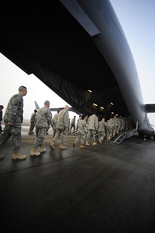 Army chaplain students march aboard a C-17 to learn the proper procedures for dignified transfers at Joint Base Charleston Feb. 23. To closely simulate what would be seen during a dignified transfer, a Charleston C-17 was used, along with help from JB CHS honor guard members. The Army students are enrolled in the Chaplain Basic Officer Leadership Course at Fort Jackson, S.C. (U.S. Air Force photo/Airman Samuel Goodman)
