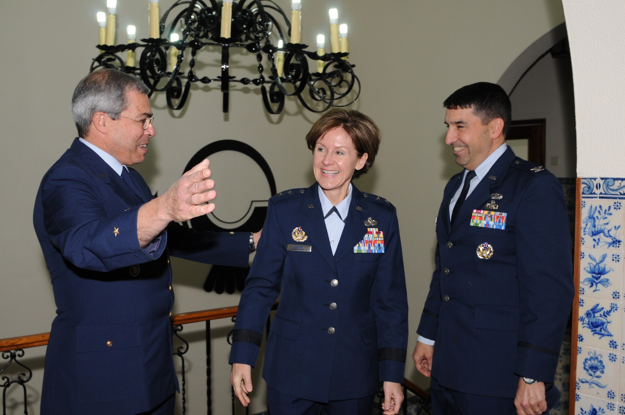 (Middle) Maj. Gen. Judith A. Fedder, former 65th Air Base Wing commander, meets (far left) Maj. Gen. Rui Mora de Oliveira, Azores Air Zone commander, during General Fedder’s visit to Lajes Field Feb. 24.  General Fedder was a guest speaker at the wing’s annual award ceremony held at the Top of the Rock Club here.  (U.S. Air Force photo/Guido Melo)