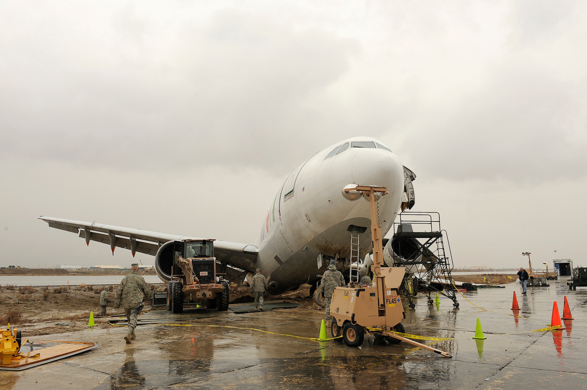 March 3, 2010, an Airbus A300 rests on the taxiway after its crew performed an emergency landing at Bagram Airfield, Afghanistan, two days prior. (U.S. Air Force photo by/ Tech. Sgt. Jeromy K. Cross/released)




