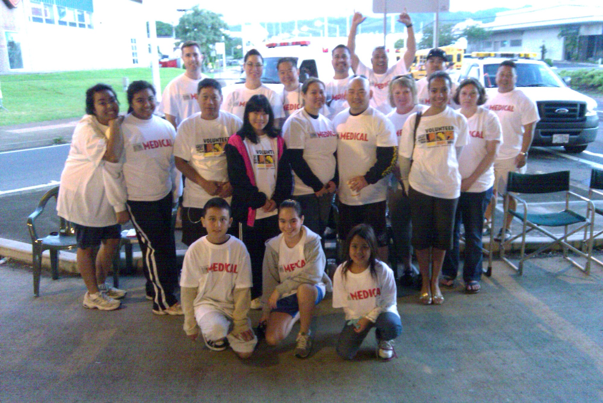 Great Aloha Run volunteers from the Hawaii Air National Guard.  Volunteers passed out water, provided medical assistance and cheers of encouragement.  The run spanned over 8.15 miles which began at Aloha Tower, finished at Aloha Stadium, and boasted more than 17,000 participants. (Courtesy photo)