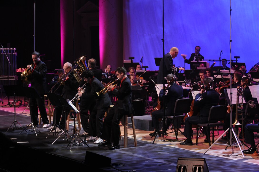 The final show for the United States Air Force Band’s Guest Artist Series featured the Canadian Brass March 7 at the Daughters of the American Revolution Constitution Hall in Washington, D.C.  What began in 1966 as a series to highlight professional as well as amateur talent from the D.C. area has evolved over the years to feature entertainers of national and international renown.  (photo by Staff Sgt. Dan DeCook)