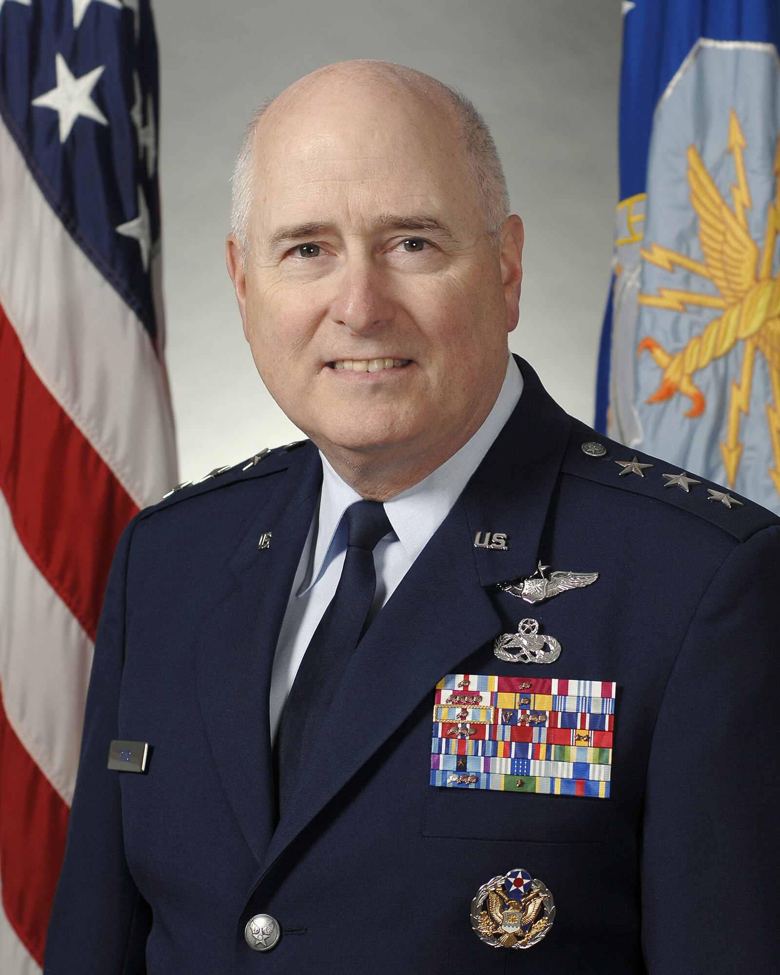 Lt. Gen. Loren M. Reno is Deputy Chief of Staff for Logistics, Installations and Mission Support, Headquarters U.S. Air Force, Washington, D.C., and visited Kadena this week. (U.S. Air Force photo)
