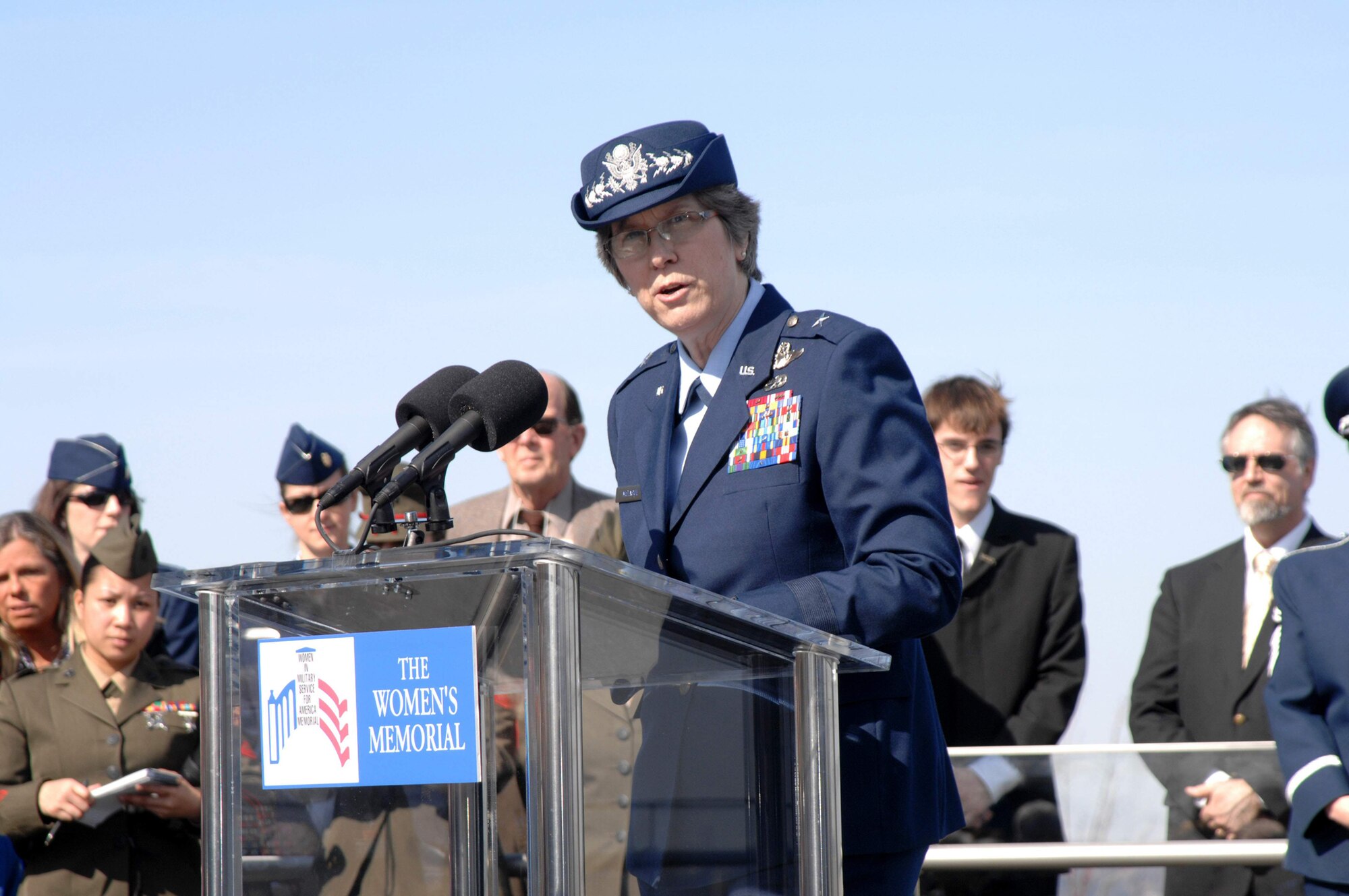 Retired Brig. Gen. Linda K. McTague welcomes Women Airforce Service Pilots members and guests gathered at a wreath-laying ceremony March 9, 2010 in Arlington, Va., to honor the 38 WASP who lost their lives in the line of duty. (U.S. Air Force photo/Senior Master Sgt. Kim Allain) 