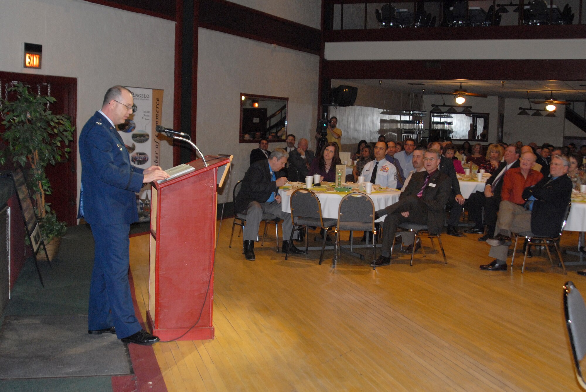 Col. David Rearick, 17th Training Wing vice commander, addresses the San Angelo Chamber of Commerce on the state of Goodfellow during their monthly luncheon, March 9. Col. Rearick was the guest speaker at the event which also featured the presentation of the Order of Merit which recognizes an active duty Goodfellow member who exhibited outstanding professional military performance and exemplary civic involvement. (U.S. photo/ Master Sgt. Randy Mallard) 