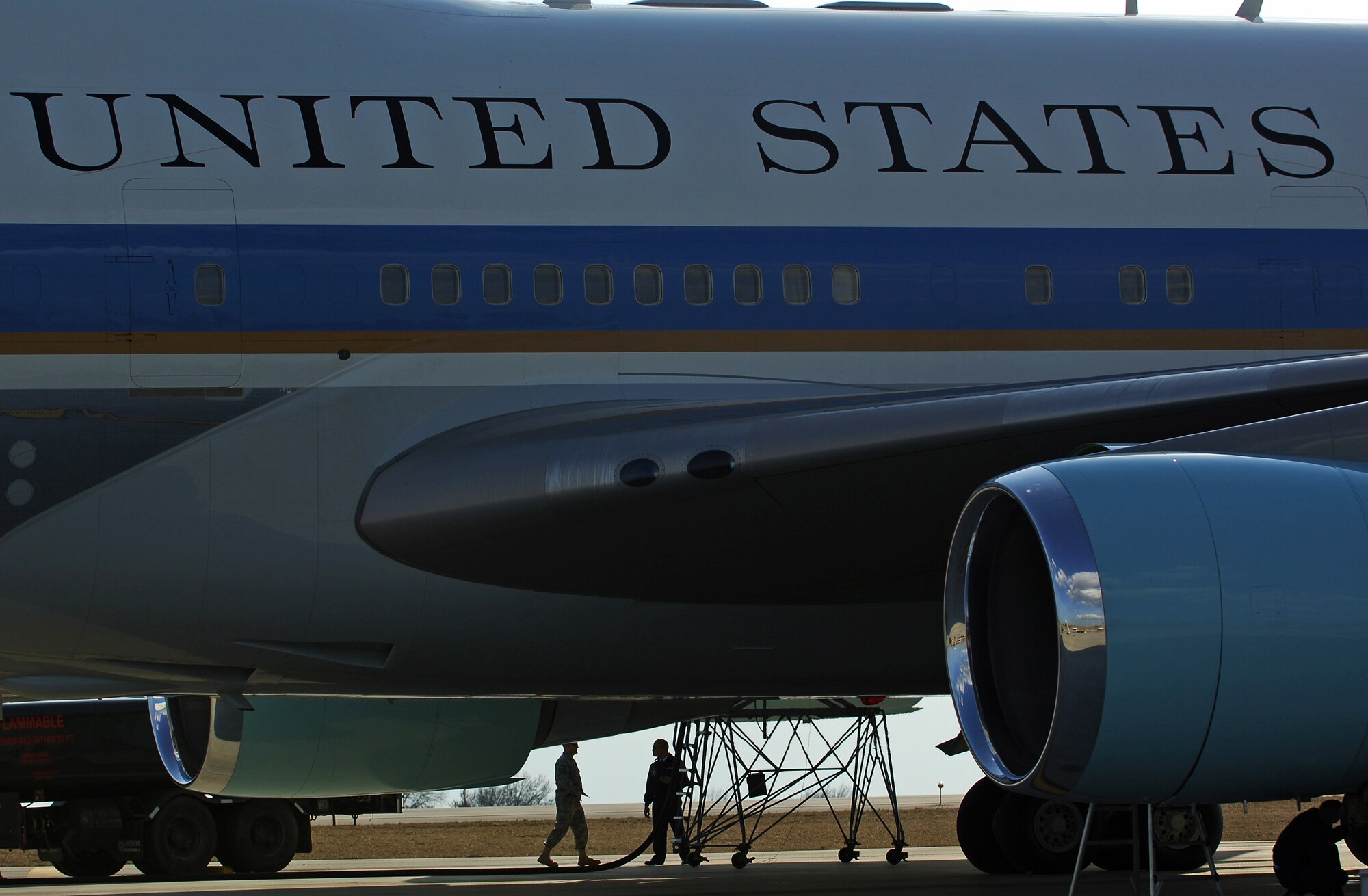 SCOTT AIR FORCE BASE, Ill. -- Airmen from the 375th Logistics Readiness Squadron refuel Air Force One after President Obama arrived March 10, 2010 at St. Louis - Lambert International Airport. Airmen from the 375th Logistics Readiness Squadron and the 932nd Maintenance Squadron provided refueling and vehicle maintenance support to Air Force One for the president’s visit to St. Louis. (U.S. Air Force photo by Senior Airman Ryan Crane)