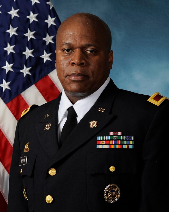 U.S. Army Col. Reggie L. Austin official photograph.