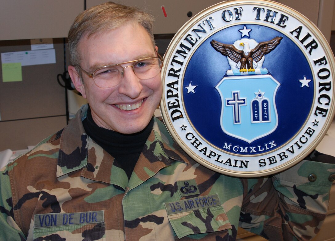 Master Sgt. Harold Von De Bur takes care of administrative details for both the 932nd Airlift Wing chapel office and wing members preparing for overseas taskers and stateside exercises.  He enjoys creative writing, animals, working with his fellow Air Force Reservists, and he plans to retire in 2010.  (U.S. Air Force photo/Maj. Stan Paregien)