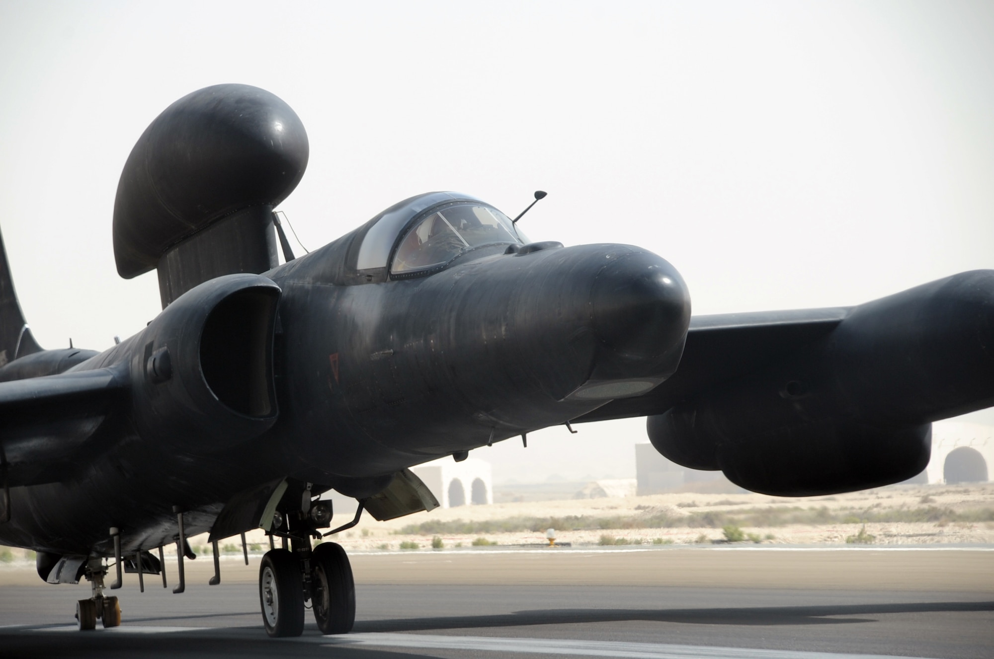 Maj. William Gottenberg, U-2 pilot with the 99th Expeditionary Reconnaissance Squadron, brings a U-2 Dragon Lady in for a landing after completing his 100th combat mission in the U-2 from a non-disclosed base in Southwest Asia on March 9, 2010. Major Gottenberg is deployed from Beale Air Force Base, Calif., and his hometown is Rocklin, Calif. (U.S. Air Force Photo/Master Sgt. Scott T. Sturkol/Released)