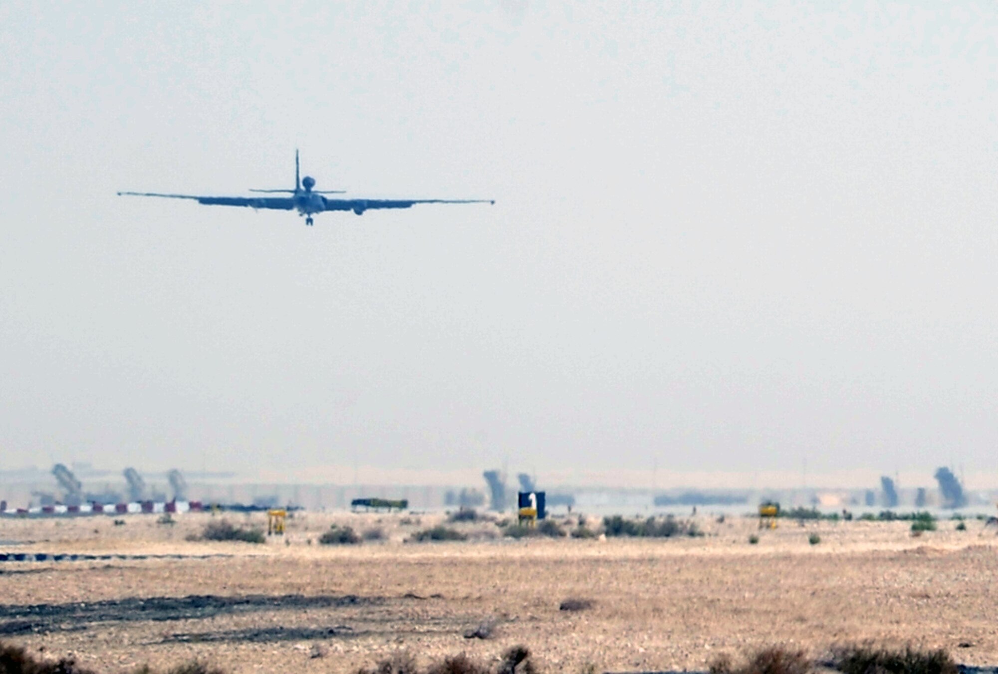 Maj. William Gottenberg, U-2 pilot with the 99th Expeditionary Reconnaissance Squadron, brings a U-2 Dragon Lady in for a landing after completing his 100th combat mission in the U-2 from a non-disclosed base in Southwest Asia on March 9, 2010. Major Gottenberg is deployed from Beale Air Force Base, Calif., and his hometown is Rocklin, Calif. (U.S. Air Force Photo/Master Sgt. Scott T. Sturkol/Released)