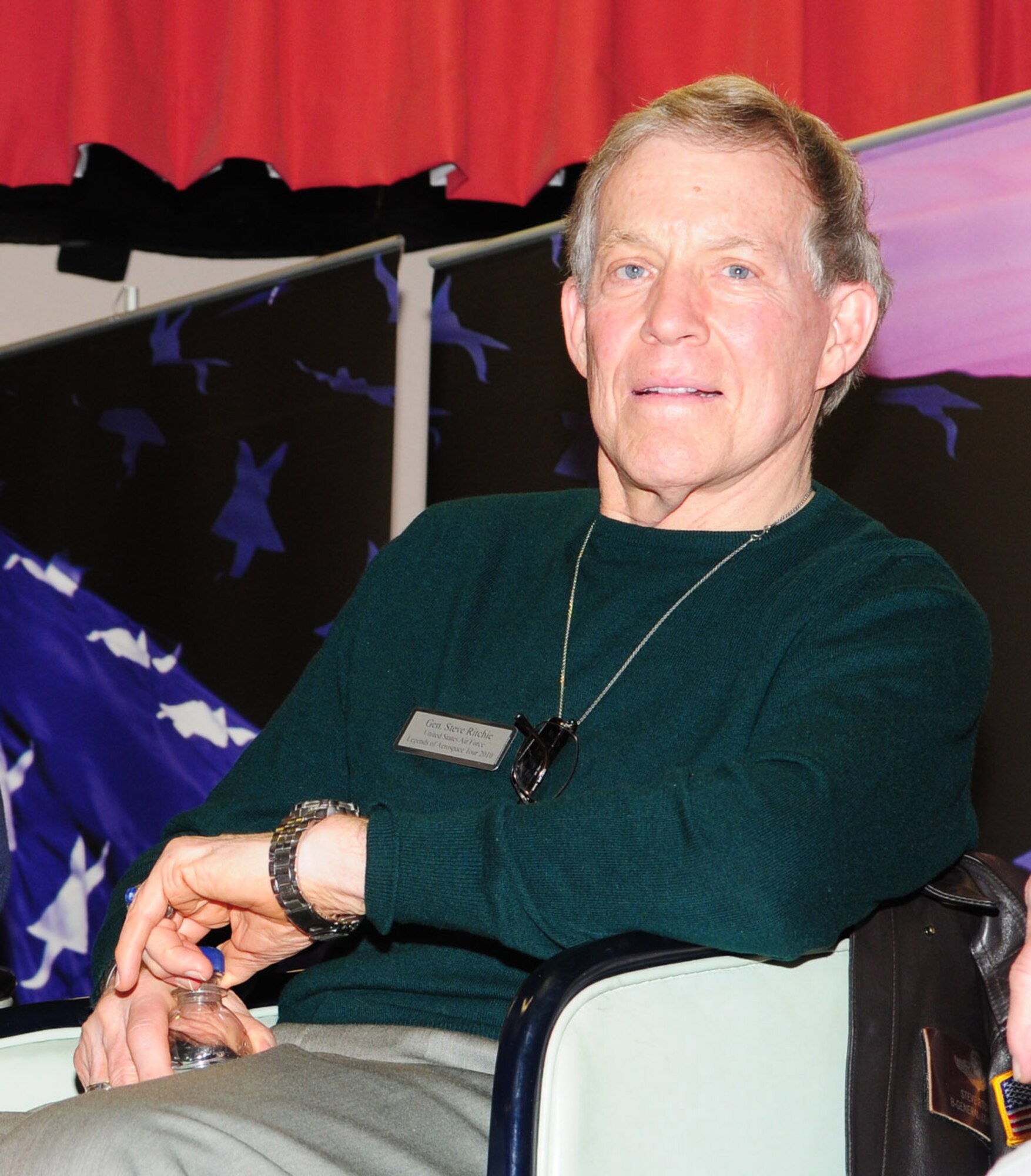 RAF MILDENHALL, England -- Steve Ritchie, last Air Force pilot ace, was one of the “Legends of Aerospace” who visited RAF Mildenhall March 11. (U.S. Air Force photo by Karen Abeyasekere)