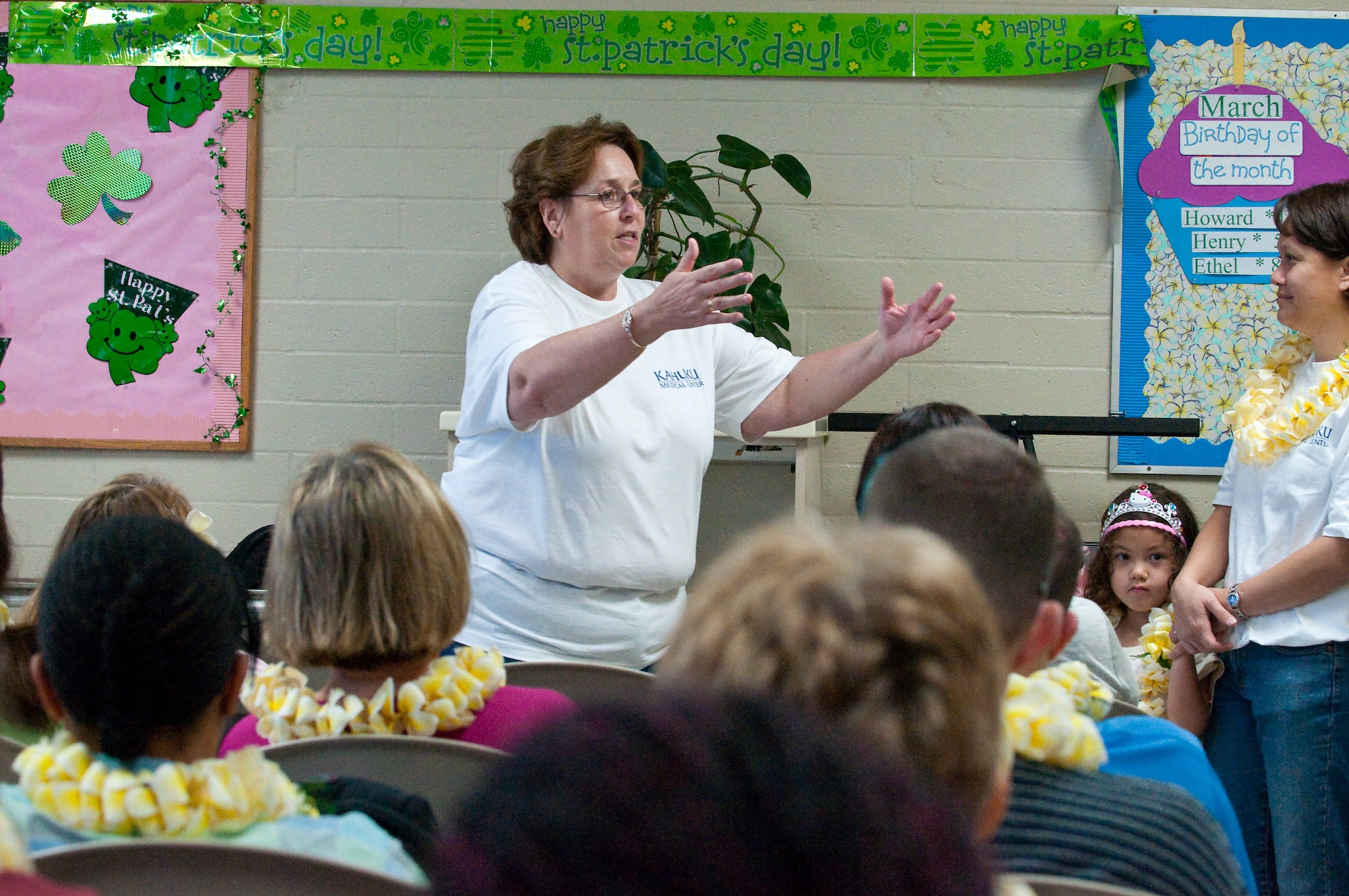 Denise Cooper, Director of Nursing, Kahuku Medical Center, Kahuku, Hawaii, explains the differences in greeting and communicating with the Hawaiian people in contrast to her home state of Massachusetts to the members of the 140th Medical Group, Colorado Air National Guard, March 14, 2010. More than 60 Airmen are on the island of Oahu training and supporting E Malama Kakou (translated from Hawaiian as “to care for all”), an Innovative Readiness Training Program. (U.S. Air Force photo/Master Sgt. John Nimmo, Sr.) (RELEASED)