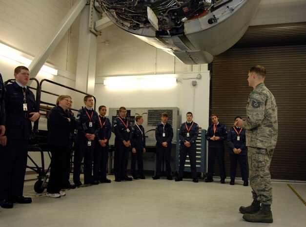 U.S. Air Force Tech. Sgt. Benjamin Massarelli speaks to a group of Royal Canadian Air Force Cadets at the Field Training Detachment on Joint Base Charleston, S.C., March 16, 2010. Sergeant Massarelli educated the cadets on the in's and out's of the C-17 “Globemaster III” engine during their one-day tour. Throughout their tour, the cadets stopped at many squadrons and had the opportunity to see a static C-17. Sergeant Massarelli is an aircraft maintenance instructor with the 373rd Training Squadron based out of Sheppard AFB, Texas. (U.S. Air Force photo/Airman 1st Class Lauren Main)