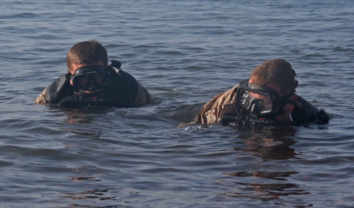 Marines from 2nd Recon Bn, BLT 1/9, 24th Marine Expeditionary Unit, conduct a Helo-casting mission out of the back of a CH-53 Super Stallion, and a Closed Circuit Dive while doing sustainment training in Djibouti Africa. The 24th MEU is an expeditionary, rapid-response, Marine Air-Ground Task Force capable of performing a variety of missions ranging from humanitarian relief to full-scale combat operations.  (U.S. Marine Corps photo by Gunnery Sgt. James Frank)