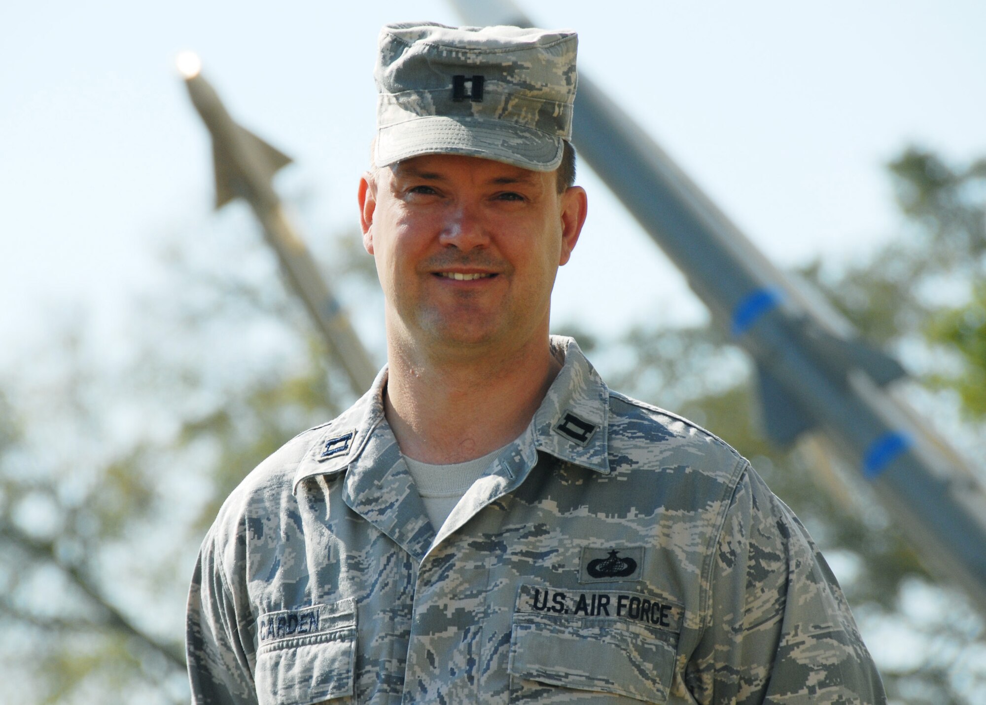 Capt. Robert Carden, 687th Armament Systems Squadron, was chosen as the Outstanding Air Force Project Manager (military) for 2009.  Captain Carden deployed to Iraq in support of Operation IRAQI FREEDOM where he managed a $358 million Mi-17 purchase, and a $228 million maintenance plan providing the first offensive helicopters for the Iraqi Air Force.  (U.S. Air Force photo/Samuel King Jr.)
