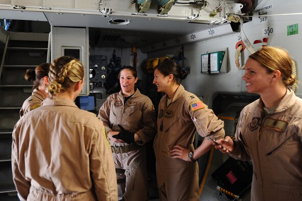 All-female crew reflects on deployed mission during Women’s History ...