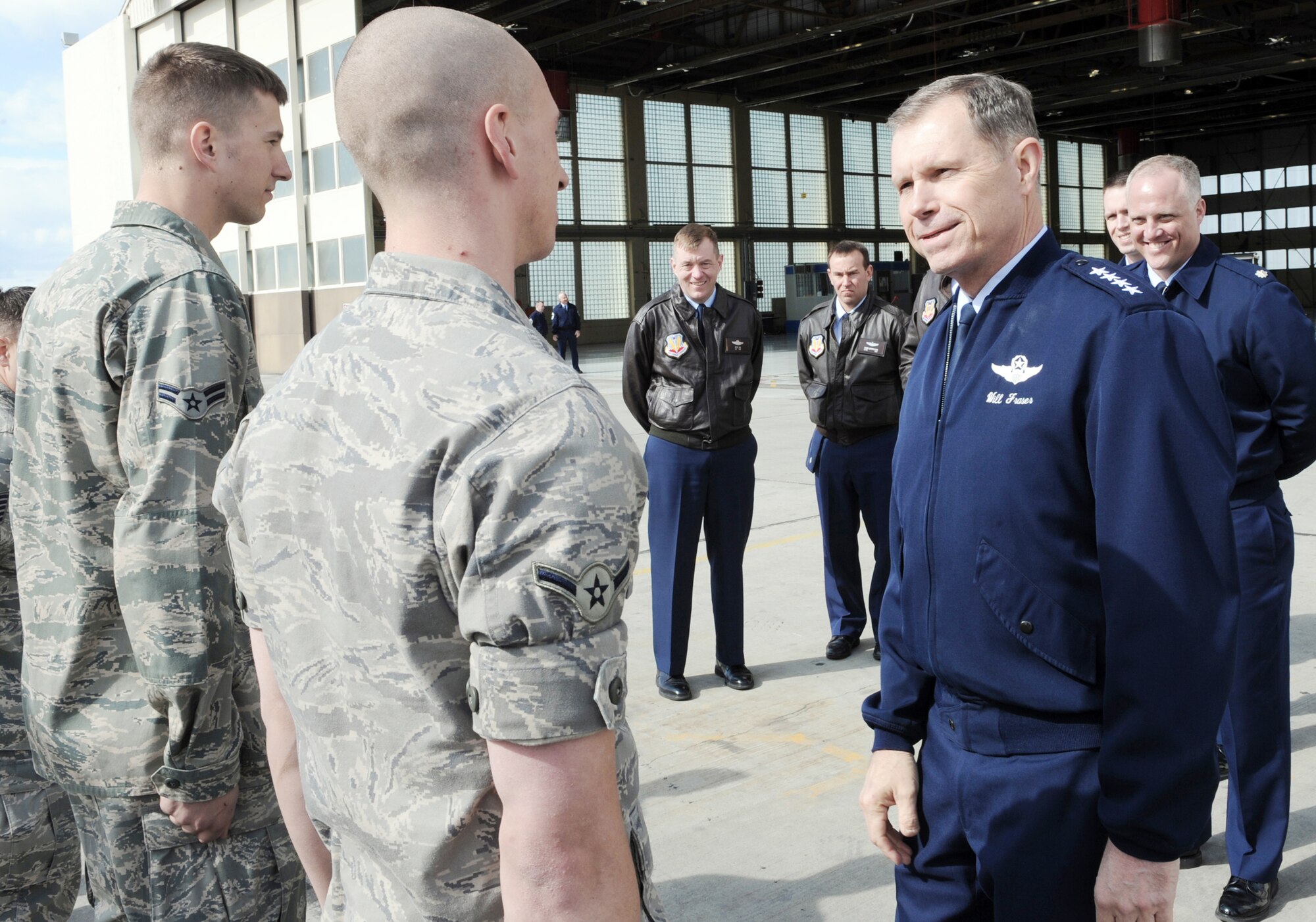 Gen. William M. Fraser III meets Airmen on the flightline during a tour March 8, 2010, at Mountain Home Air Force Base, Idaho. General Fraser is the commander of Air Combat Command. (U.S. Air Force photo/Airman 1st Class Debbie Lockhart)
