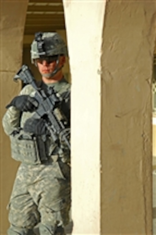 U.S. Army Sgt. Marvin Linnebur, of Charlie Troop, 8th Squadron, 1st Cavalry Regiment, provides security during a school assessment in Wesh, Afghanistan, on March 16, 2010.  