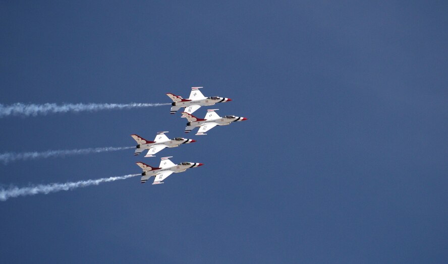 CREECH AFB, Nev. -- The U.S. Air Force Thunderbirds perform during Indian Spring Appreciation Day here March 16. Approximately 600 people attended the event. (U.S. Air Force photo/Master Sgt. Jason Smith) 