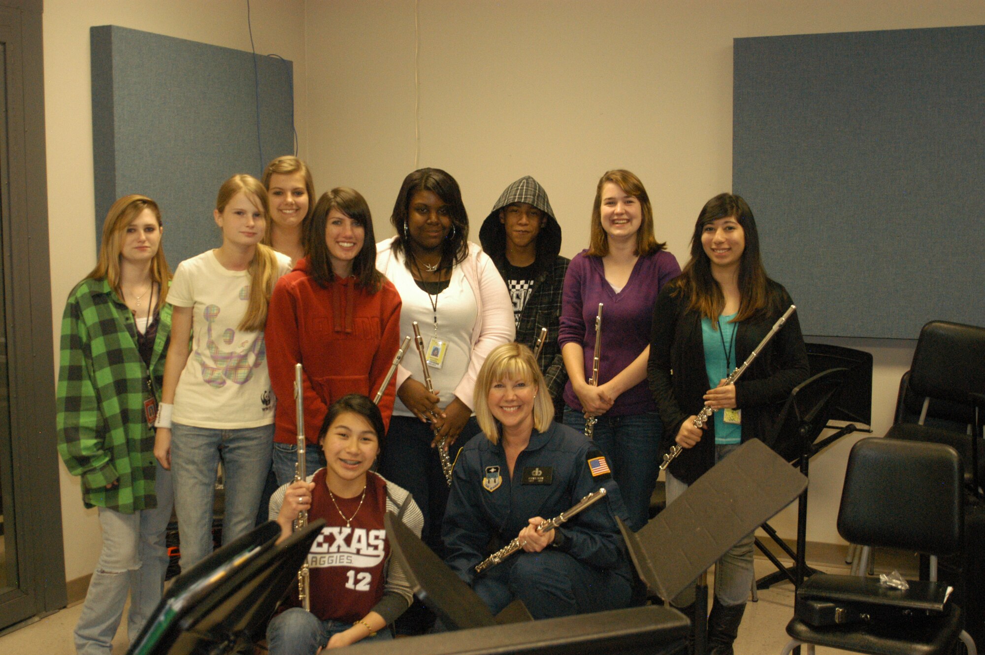 MSgt Cheryl Sizer with students at Brenham High School