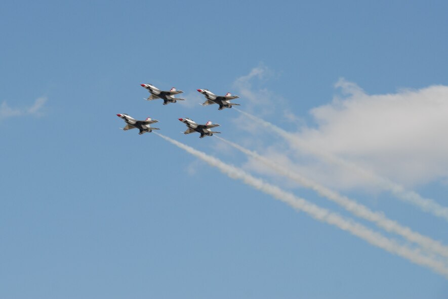 The U.S. Air Force Thunderbirds perform in a diamond formation during the Thunder Over Alabama air show March 27, 2010. The Maxwell Air Force Base air show is celebrating 100 years of flight over Alabama. (U.S. Air Force photo/Jamie Pitcher)