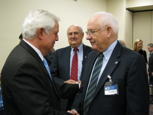 Congressman Lincoln Davis (left) talks with Arnold Community Council (ACC) Legislative Affairs Chairman, Steve Cope (middle) and ACC President, Bill Comer (right) at a breakfast sponsored by the community council for elected officials and staffers.  A group of ACC members traveled to Washington recently to advocate for AEDC. (Photo by Kathy Gattis)
