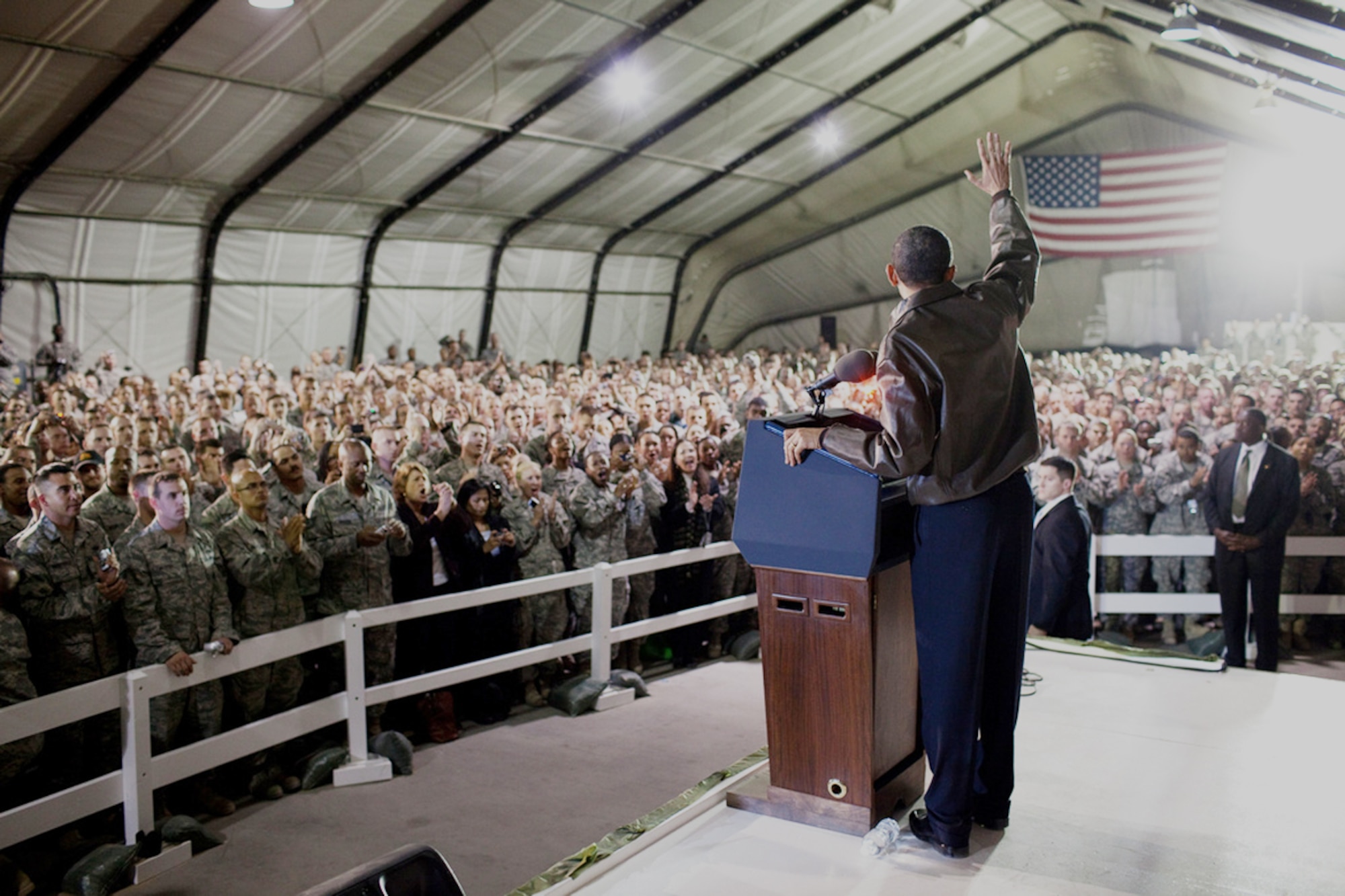 President Barack Obama waves to U.S. troops March 28, 2010, at Bagram Airfield, Afghanistan. (White House photo/Pete Souza)