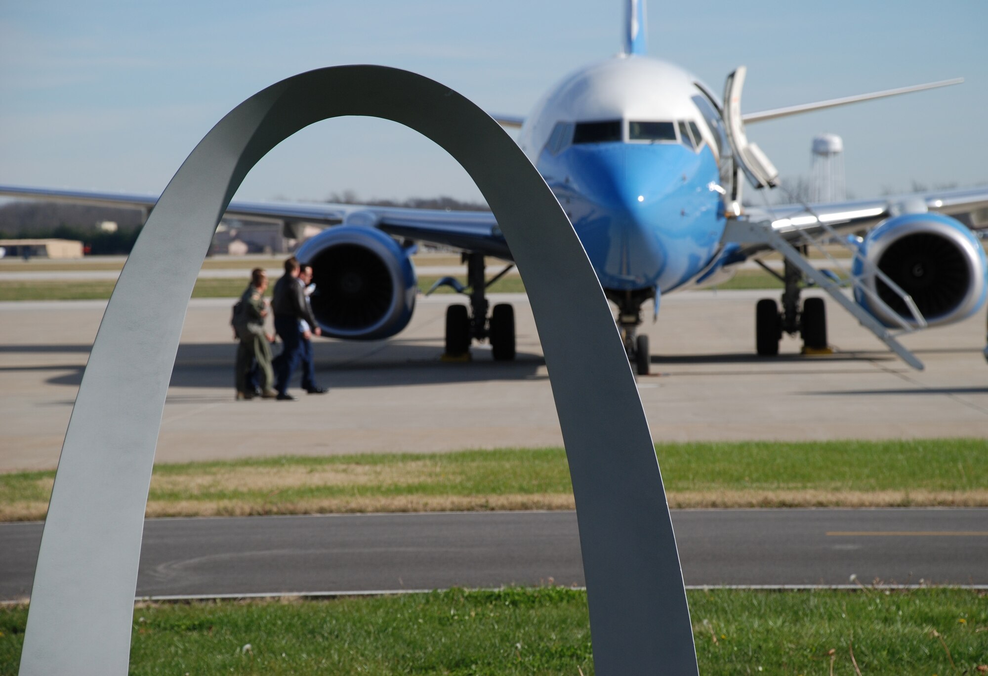 932nd Airlift Wing aircrew take a final walk around the C-40C aircraft before departing on a mission from Scott Air Force Base.  The Air Force Reserve wing is known as the "Gateway" wing because it is less than 30 minutes from Saint Louis.  (U.S. Air Force photo/Maj. Stan Paregien)