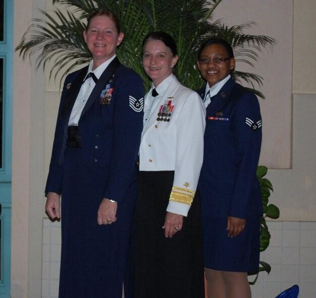 Tech. Sgt. Susan Mayer (right), Senior Airman Yasmine Ealey (right), pose with Admiral Wendy Carpenter at the Women in Aviation Conference. (USAF courtesy photo).