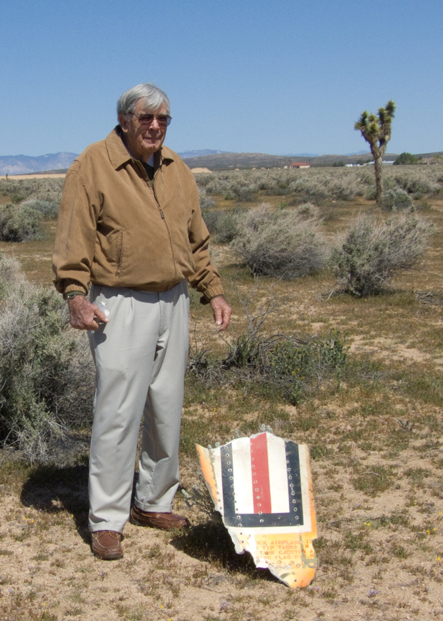 Former test pilot visits crash site > Edwards Air Force Base > News