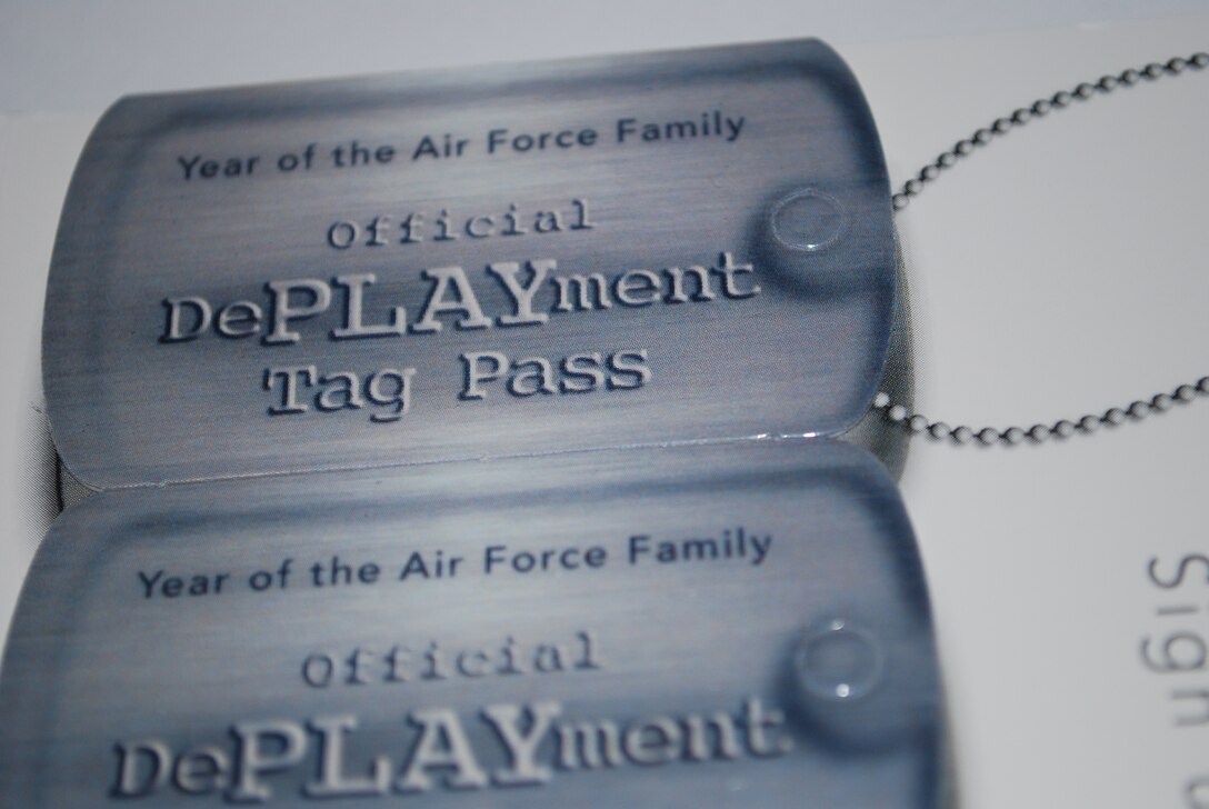 Deployed servicemembers and their families are issued DePLAYment tags to use as a coupon for free or discounted items, services, products and activities. The program began in July 2009 and will end Sept. 30, 2010 for Sheppard Air Force Base, Texas. (U.S. Air Force photo/Tech. Sgt. Vernon Cunningham)
