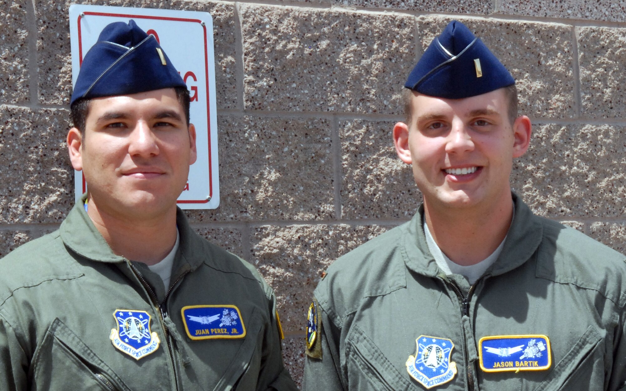 2nd Lts. Juan Perez and Jason Bartik, 2nd Space Warning Squadron

"Keep up the good work representing Team Buckley!"

(U.S. Air Force photo by Senior Airman Stephen Musal)