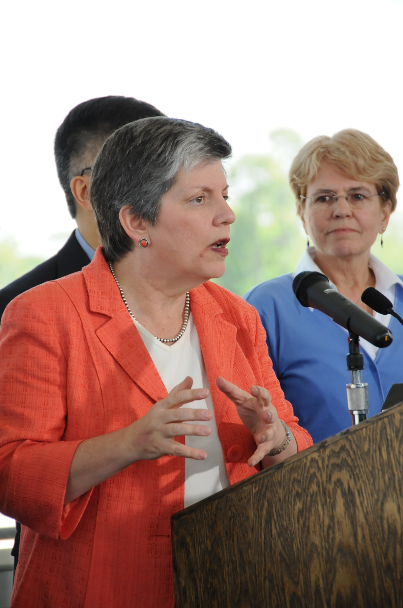 Janet Napolitano, Department of Homeland Security secretary, Gary Locke, Department of Commerce secretary, Jane Lubchenco, NOAA administrator, and Haley Barbour, Mississippi governor held a press conference at Keesler Air Force Base's Weather observatory tower May 6. The press conference was to discuss their continued oversight of BP's efforts to plug the leak and contain the oil spill in the Gulf of Mexico, emphasizing the interagency coordination in place.   (U.S. Air Force photo by Kemberly Groue)


