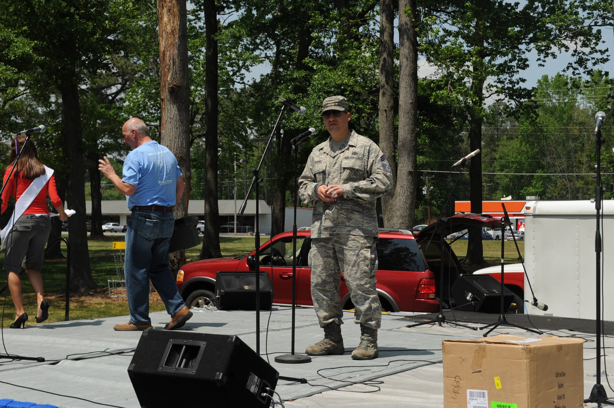GOLDSBORO, N.C. -- Chief Master Sgt. Michael Garrou provides the Hike for Humanity closing remarks at Stoney Creek Park May 1, 2010. More than 150 volunteers showed up to raise money for Habitat for Humanity. Chief Garrou is the Seymour Johnson Air Force Base, N.C., 4th Fighter Wing acting command chief. He hails from Clearfield, Pa. (U.S. Air Force photo/Senior Airman Ciara Wymbs) 

