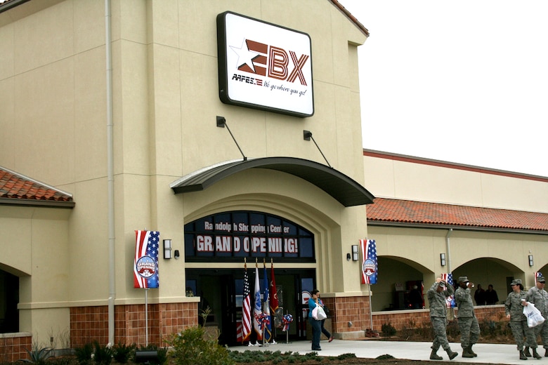 Exchange Service Officials Investing In Facilities U S Air