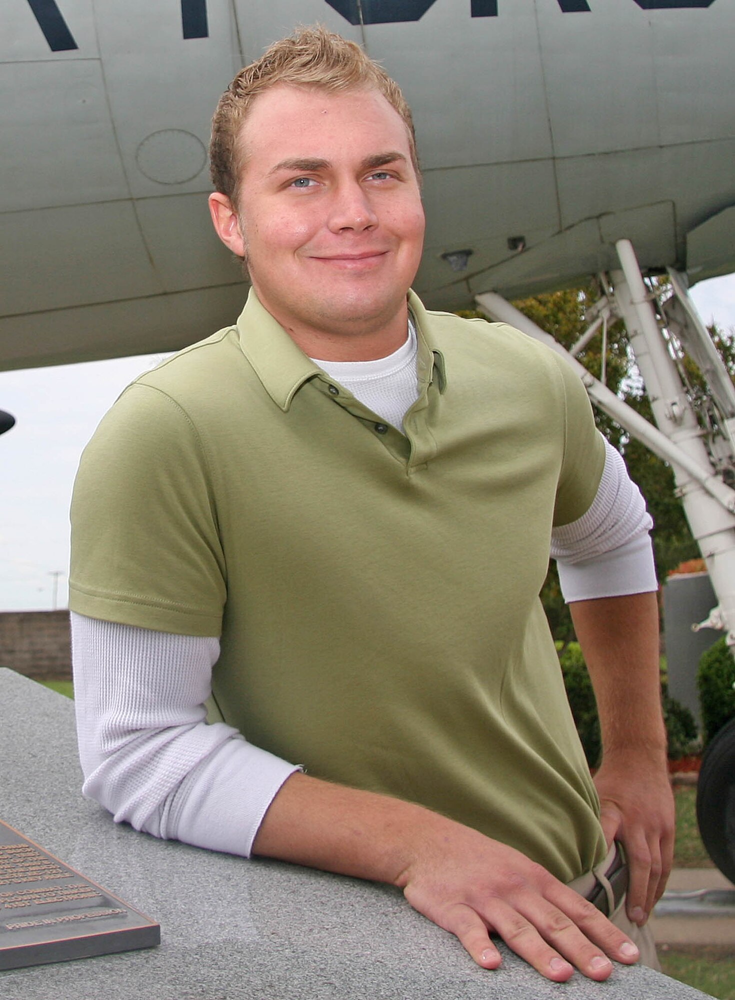 Benjamin Pruitt, injured as a senior airman deployed to Iraq, received help from Tinker’s Recover Care coordinator and the Wounded Warrior Program. Mr. Pruitt is now a member of the 72nd Air Base Wing’s Drug Demand Reduction program.(Air Force photo by John Stuart)
