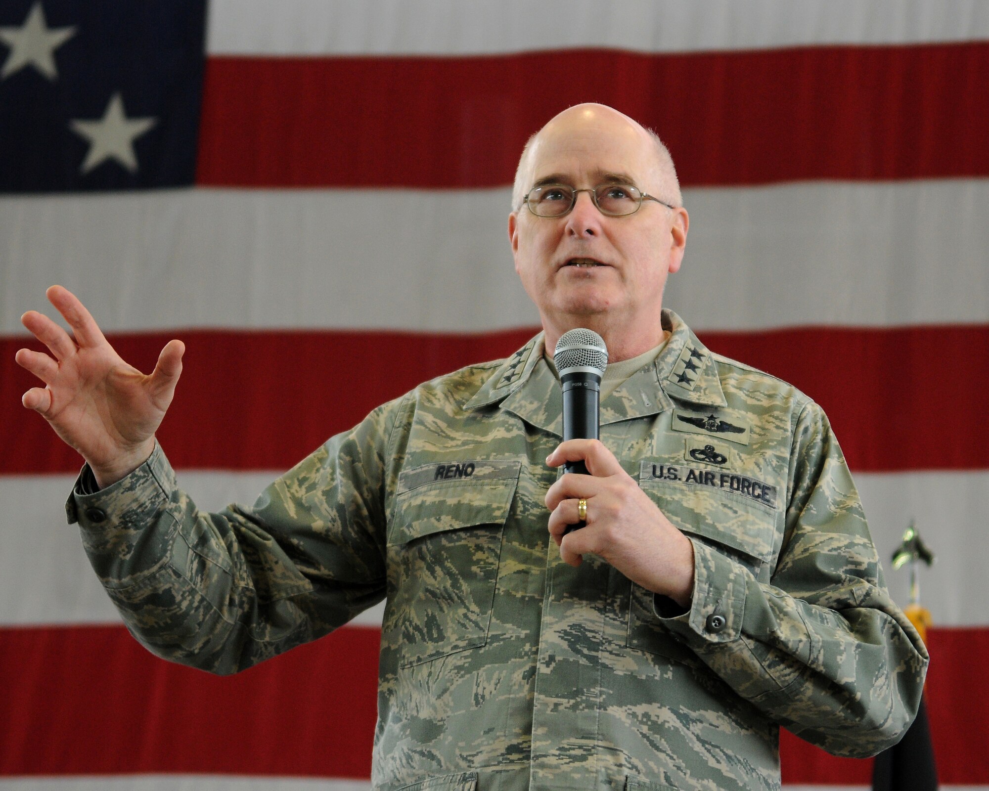 SPANGDAHLEM AIR BASE, Germany – Lt. Gen. Loren Reno, Deputy Chief of Staff for Logistics, Installations and Mission Support, speaks to members of the 52nd Maintenance Group during his visit May 5. The 52nd MXG was recognized as the best maintenance group in the Air Force, earning the 2009 Maj. Gen. Clements McMullen Memorial Daedalian Weapons System Maintenance Award. (U.S. Air Force photo/Senior Airman Nathanael Callon)