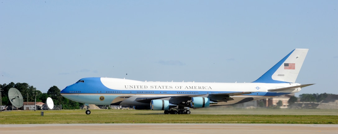 LANGLEY AIR FORCE BASE, Va. -- Air Force One lands on the flightline May 9. President Barack Obama delivered the commencement address at nearby Hampton University, emphasizing the importance of education and good citizenship to graduates. (U.S. Air Force photo/Senior Airman Dana Hill)