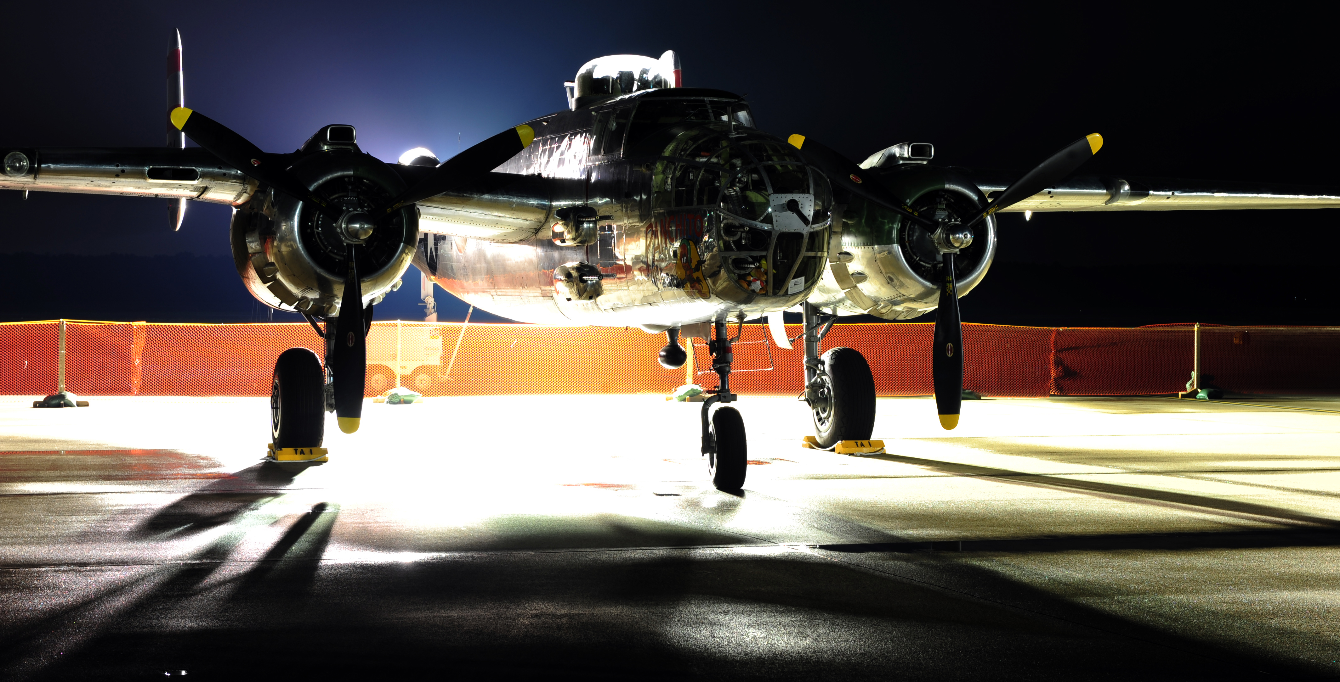 Piece of living history visits Shaw air show > Air Combat Command > Display