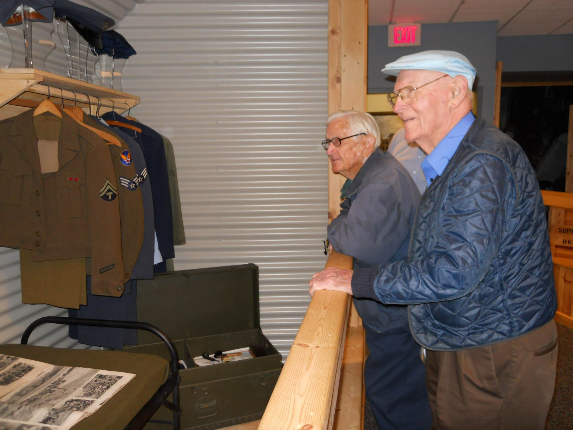 World War II veterans John Oliver (left) and Eldon McKemy reminisce about their days in the military as they look at the Enlisted Heritage Hall museum’s Korean War barracks exhibit. In honor of their military service, the gentlemen, both in their 90s, were given a VIP tour of the museum located at Gunter’s Enlisted Heritage Research Institute on April 27. (Air Force photo/Carl Bergquist)