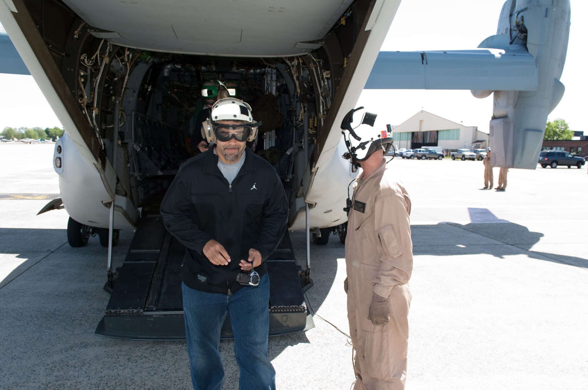 HANSCOM AIR FORCE BASE, Mass. – Red Sox player Mike Lowell steps off a V-22 Osprey after a ride over Boston. Members of the Red Sox organization visited here on May 7 as part of Marine Week Boston activities. (U.S. Air Force photo by Rick Berry)