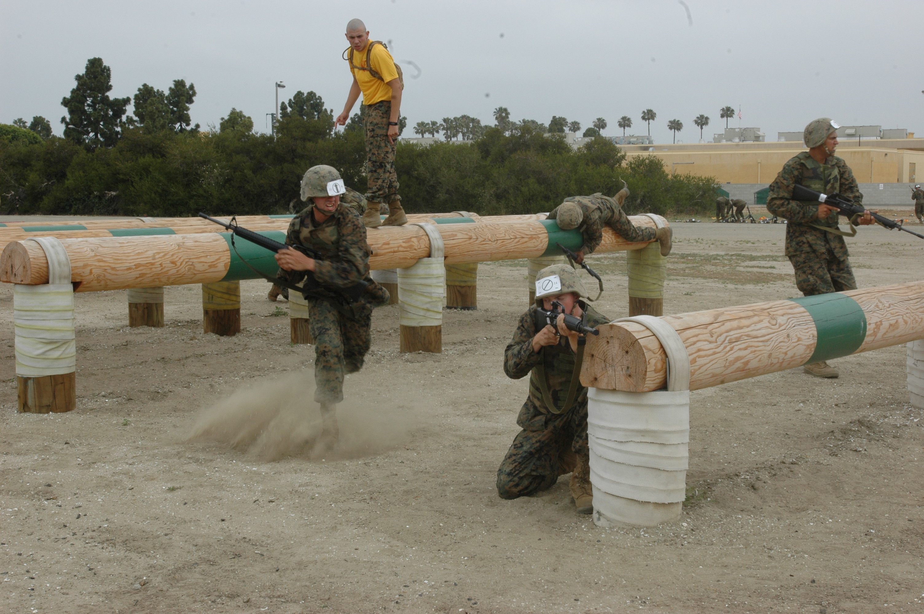 Marine Corps Boot Camp Workout Sport Fatare Company E Fire Teams Conquer Obstacle Course Marine Corps Physical Conditioning Platoon Basic Training Baseops