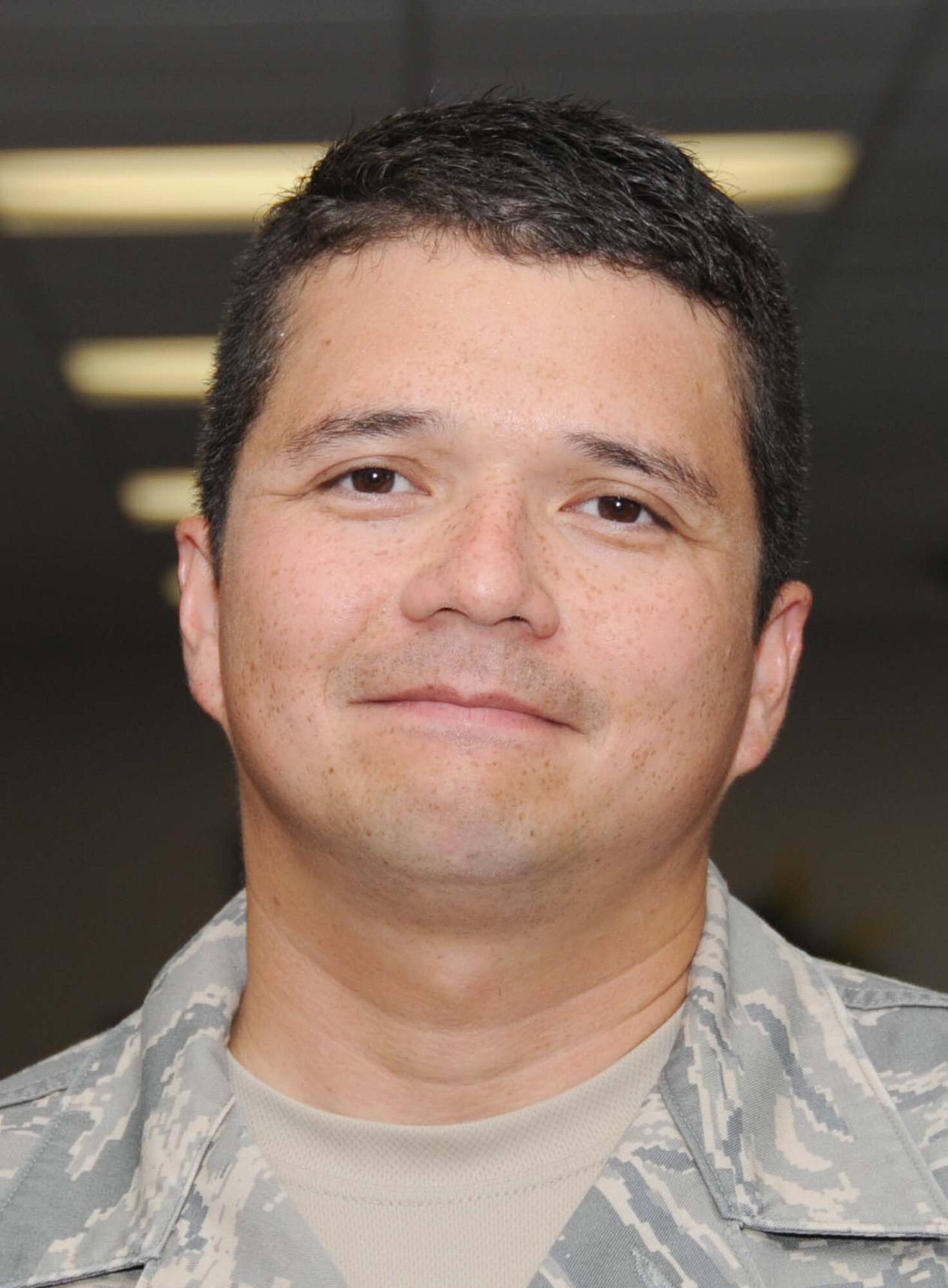 Master Sgt. Norwood Jamison Jr., noncommissioned officer in charge of joint expeditionary specialty training at 2nd Air Force, recently was named a distinguished graduate at Senior NCO Academy at Maxwell-Gunter Air Force Base, Ala.  Sergeant Jamison came to 2nd Air Force two years ago and has served in the Air Force for 19 years.  (U.S. Air Force photo by Kemberly Groue)