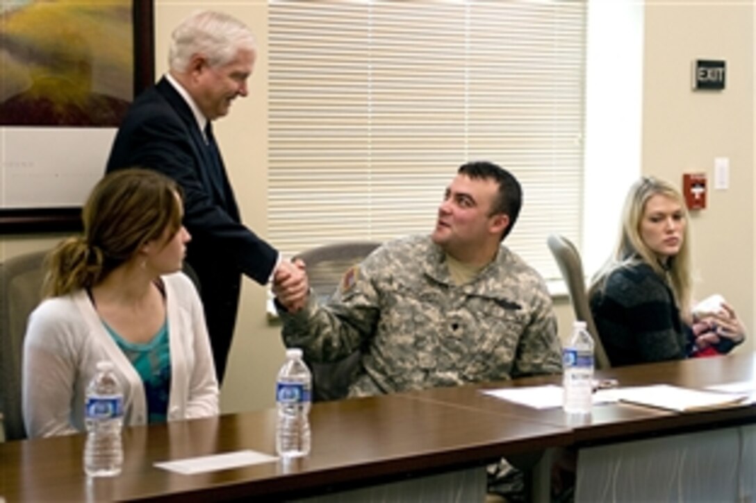 Defense Secretary Robert M. Gates meets with wounded warriors and spouses at the Warrior Transition Unit on Fort Carson, Colo., May 18, 2010.