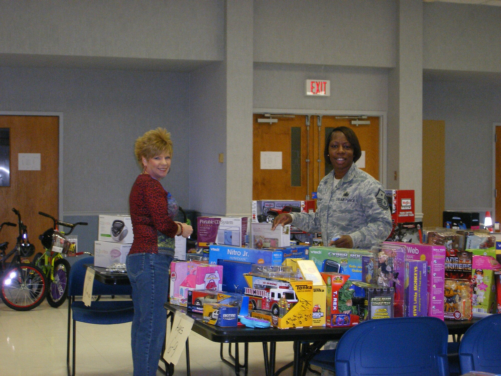 BARKSDALE AIR FORCE BASE, La. – Master Sgt. Keisha Yarbrough participates in a toy drive to help underprivileged  children.  Sergeant Yarbrough was recently honored as the 2009 Air Force Global Strike Command First Sergeant and Outstanding Airman of the Year.  (Courtesy Photo)