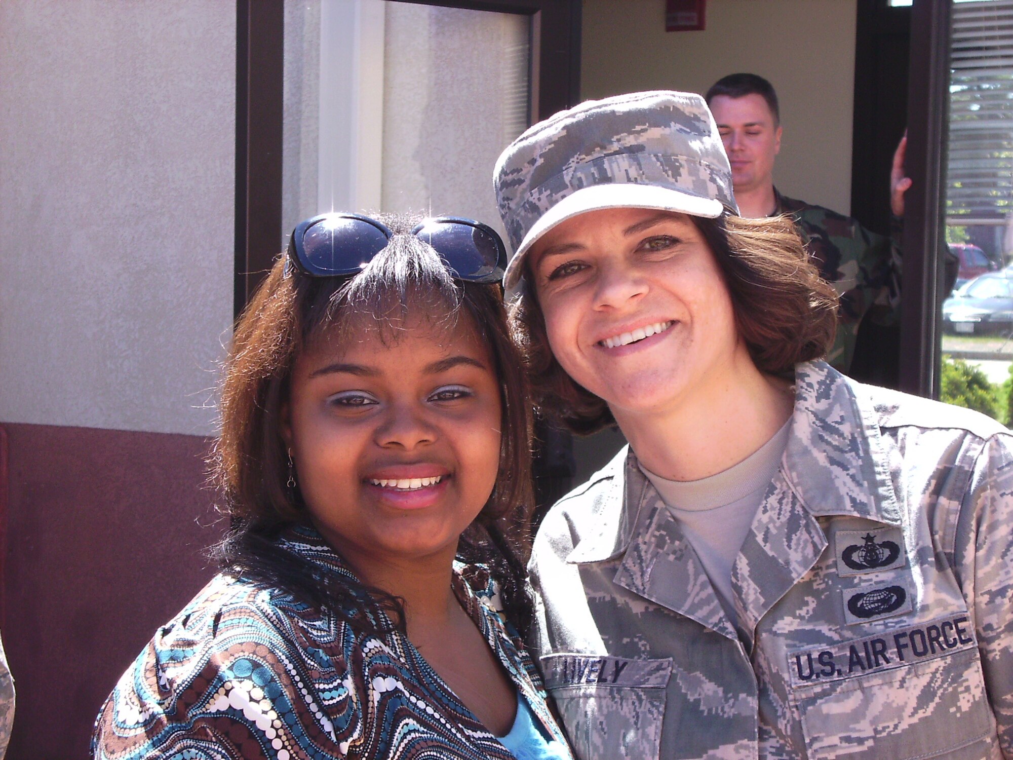 TSgt Kimberly Lively, Vocalist with Afterburner, greeted the students during their lunch break.