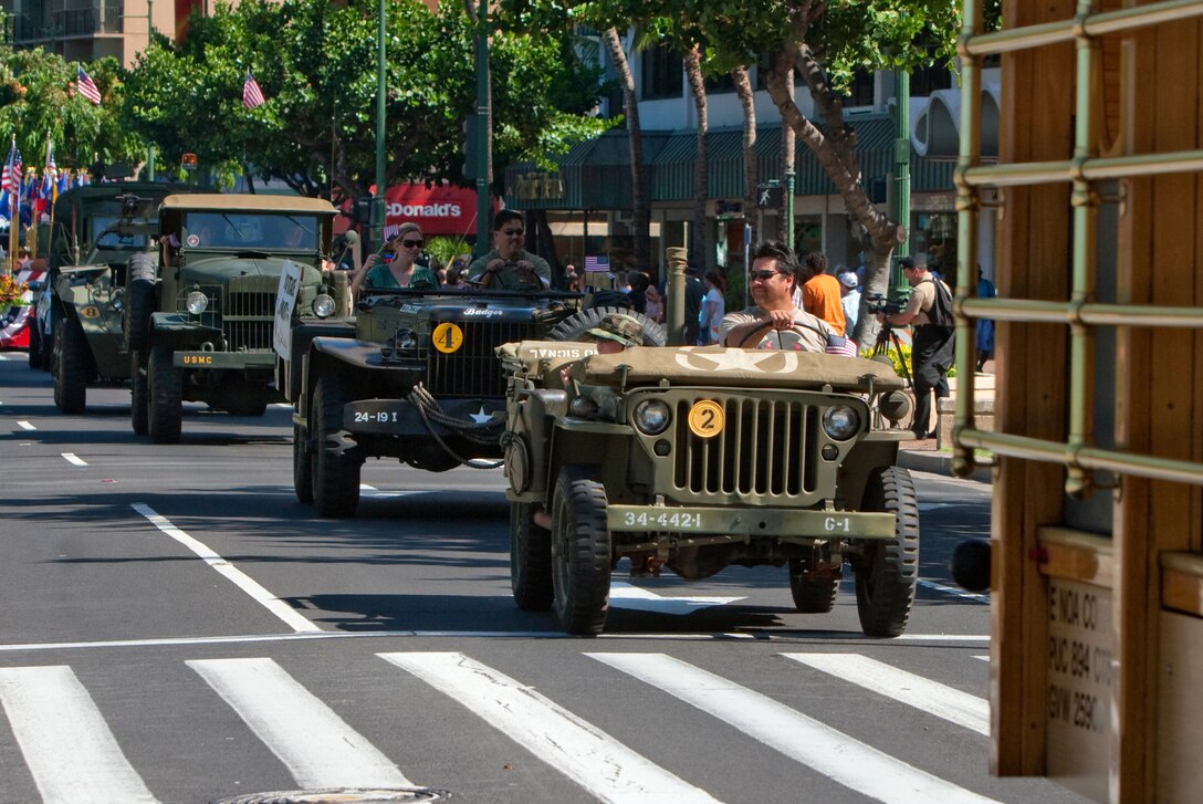 This year's Military Appreciation Day, sponsored by USO Hawaii and the city and county of Honolulu, featured musical performances, free admission, food and drinks at the Honolulu Zoo and a parade.