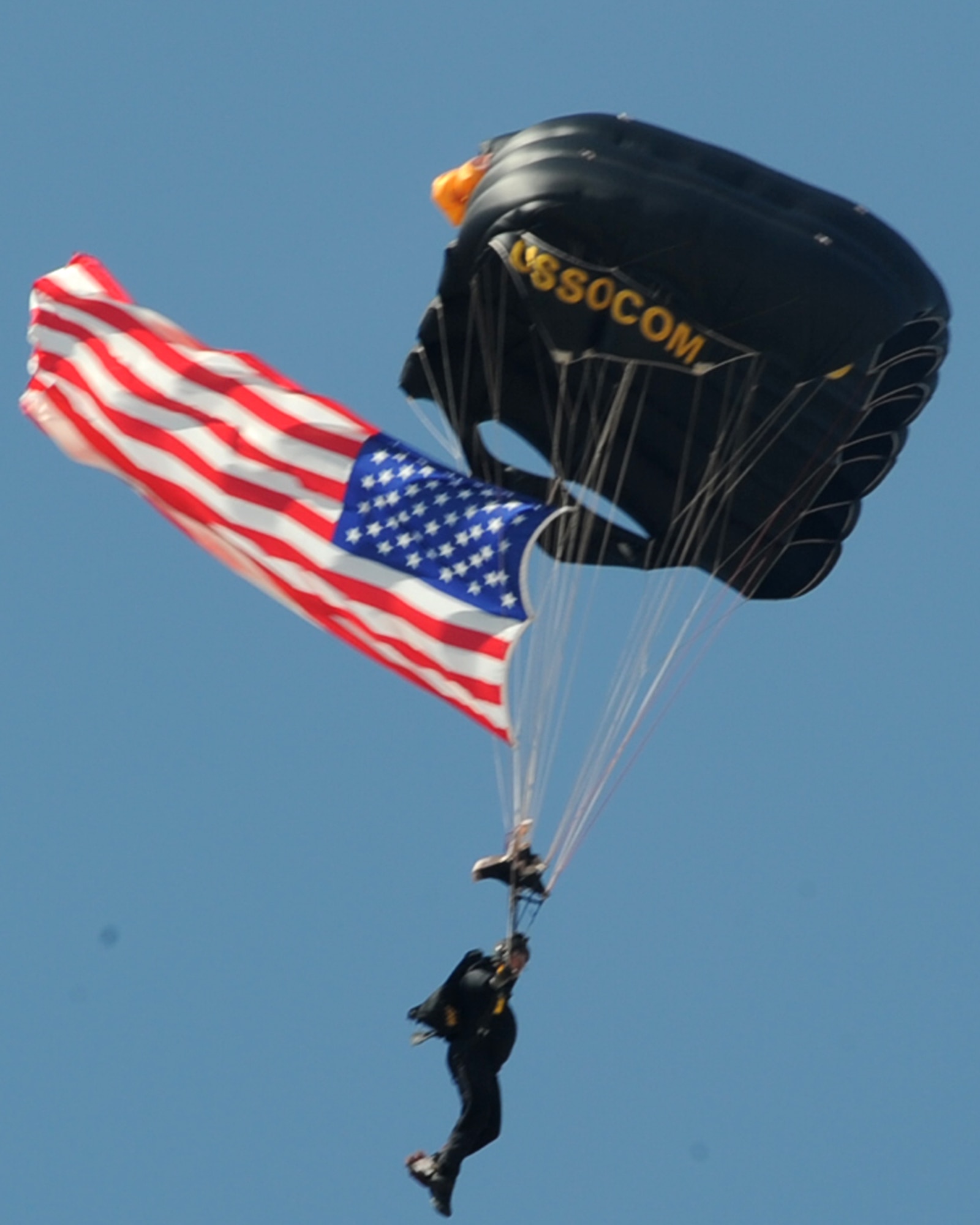 The Special Operations Command Para-Commandos parachuted out of a C-17 Globemaster III during the opening ceremonies of the Thunder Over the Red River Air Show at Grand Forks Air Force Base, N.D. May 22. The Air Show, which was highlighted by the United States Air Force Thunderbird Aerial Demonstration Team, was the first to be held at Grand Forks AFB since 2006 and had more than 31,000 spectators. (U.S. Air Force photo by Airman 1st Class Amber Price)
